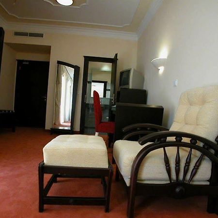 Hotel Atlas Мюнхен Екстер'єр фото